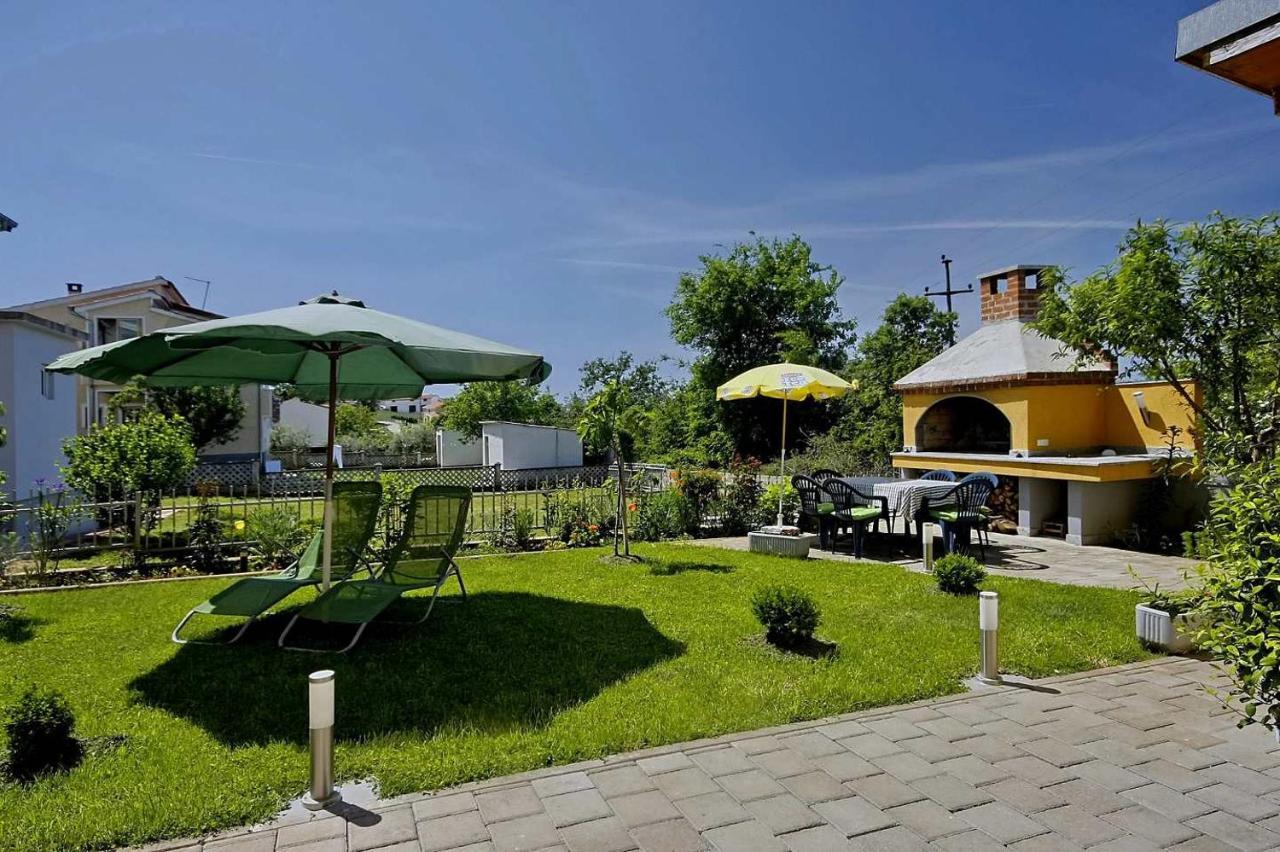 App Rosi Apartment Porec Exterior photo