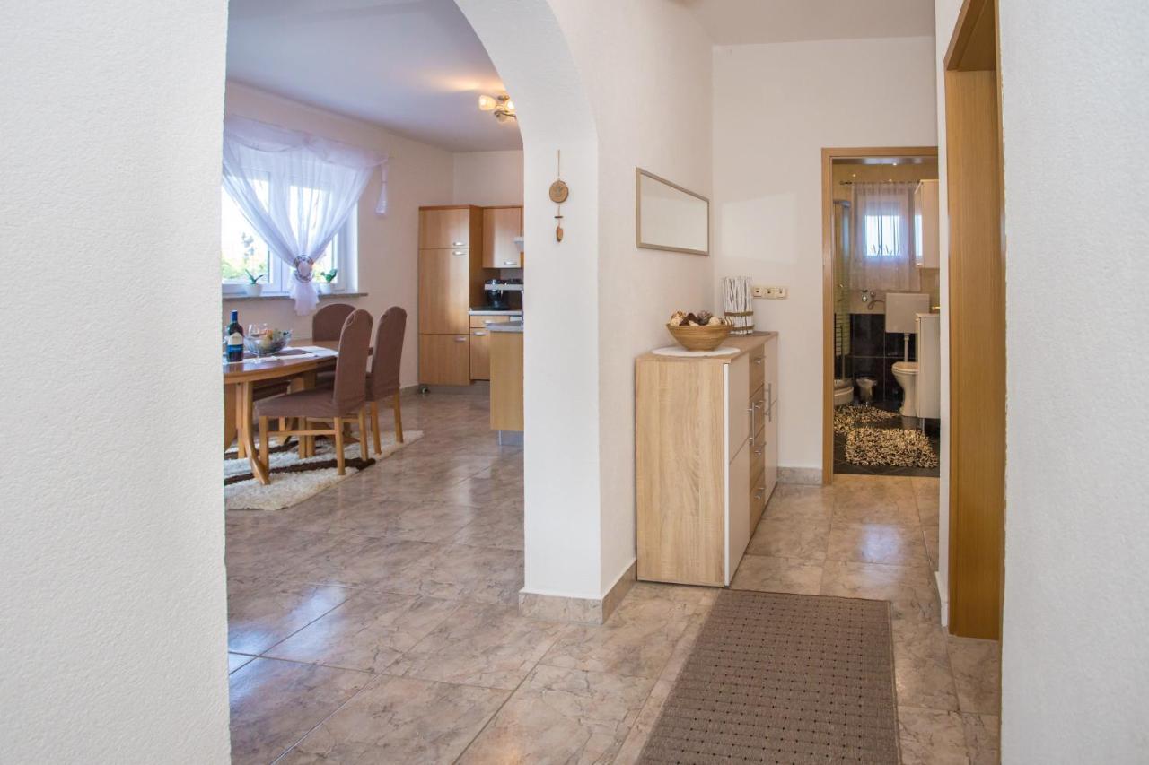 App Rosi Apartment Porec Exterior photo