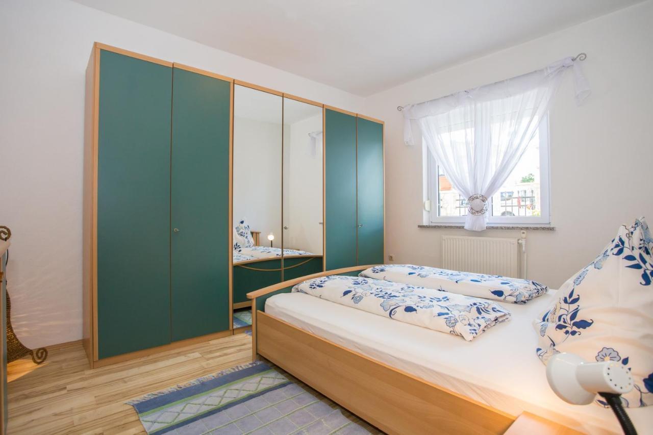 App Rosi Apartment Porec Exterior photo