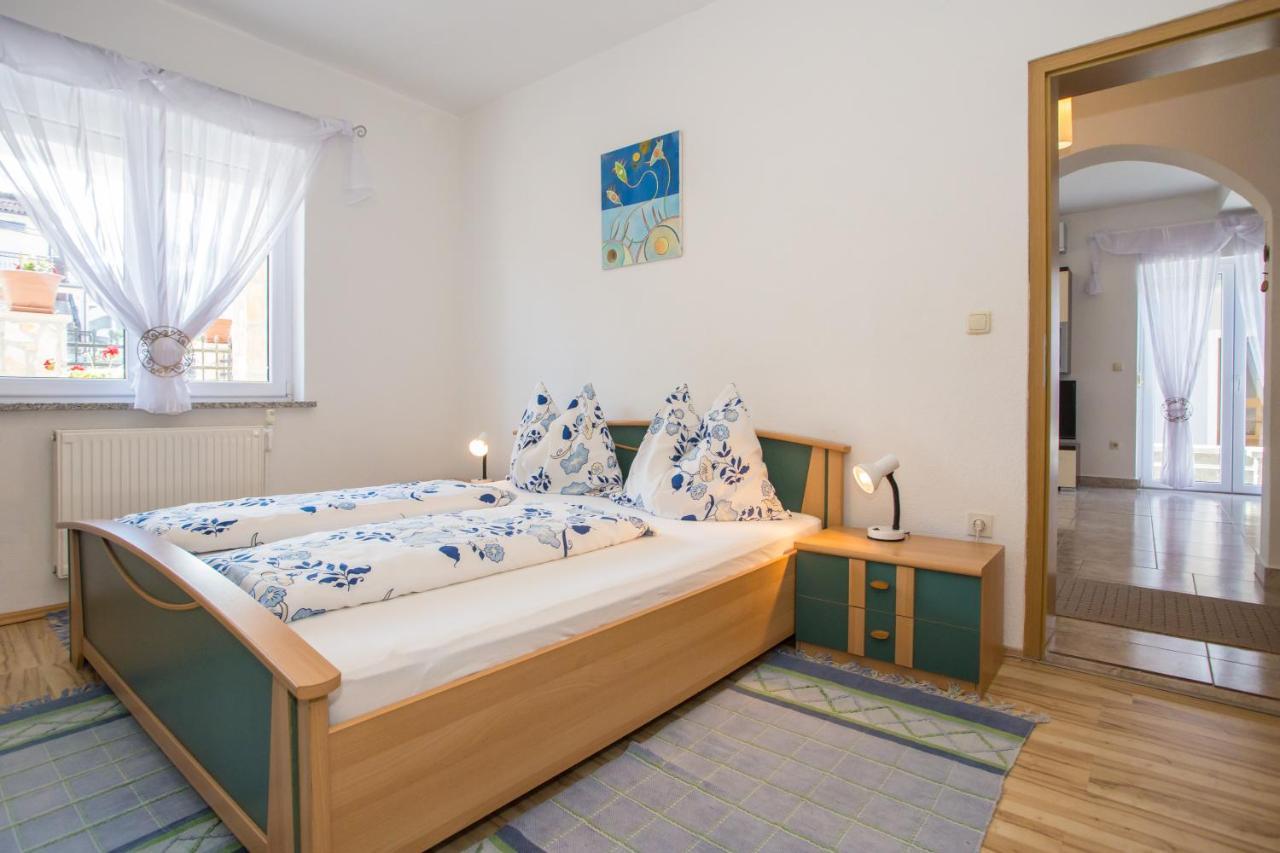 App Rosi Apartment Porec Exterior photo